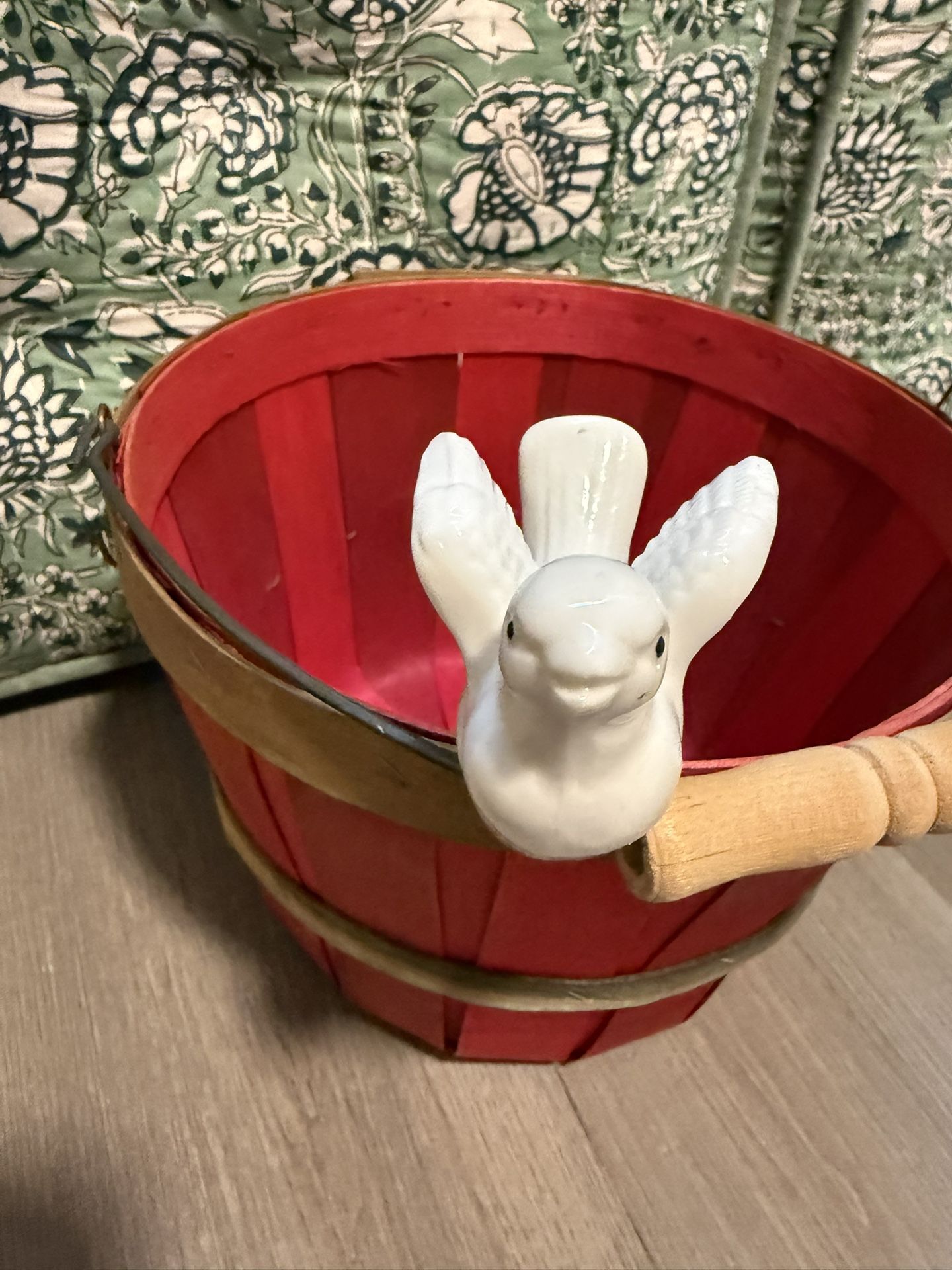 (1) Vintage White Ceramic Porcelain Bird Christmas Ornaments, Clip-On