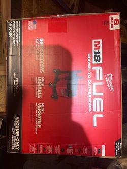 Milwaukee M18 FUEL 6-Gallon Wet/Dry Vacuum 0910-20 NEW