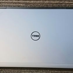 Like New Dell Latitude Laptop Windows 11 Professional 