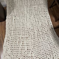 Knit blanket