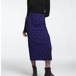 New Pencil Skirt size M From Zara