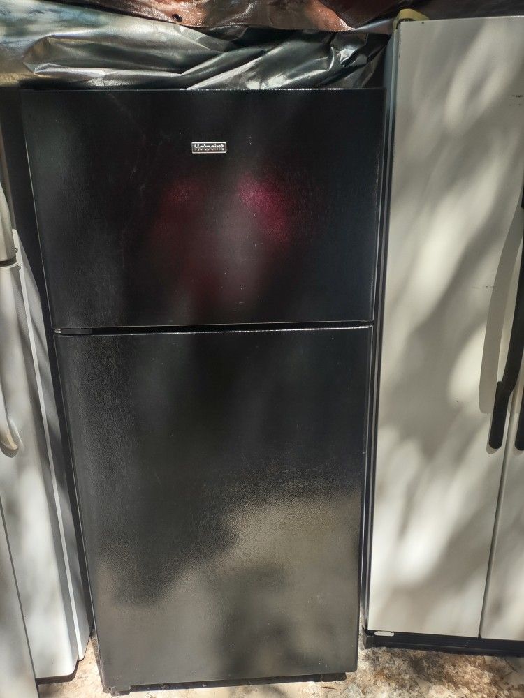 Hotpoint Used Refrigerator. Usado