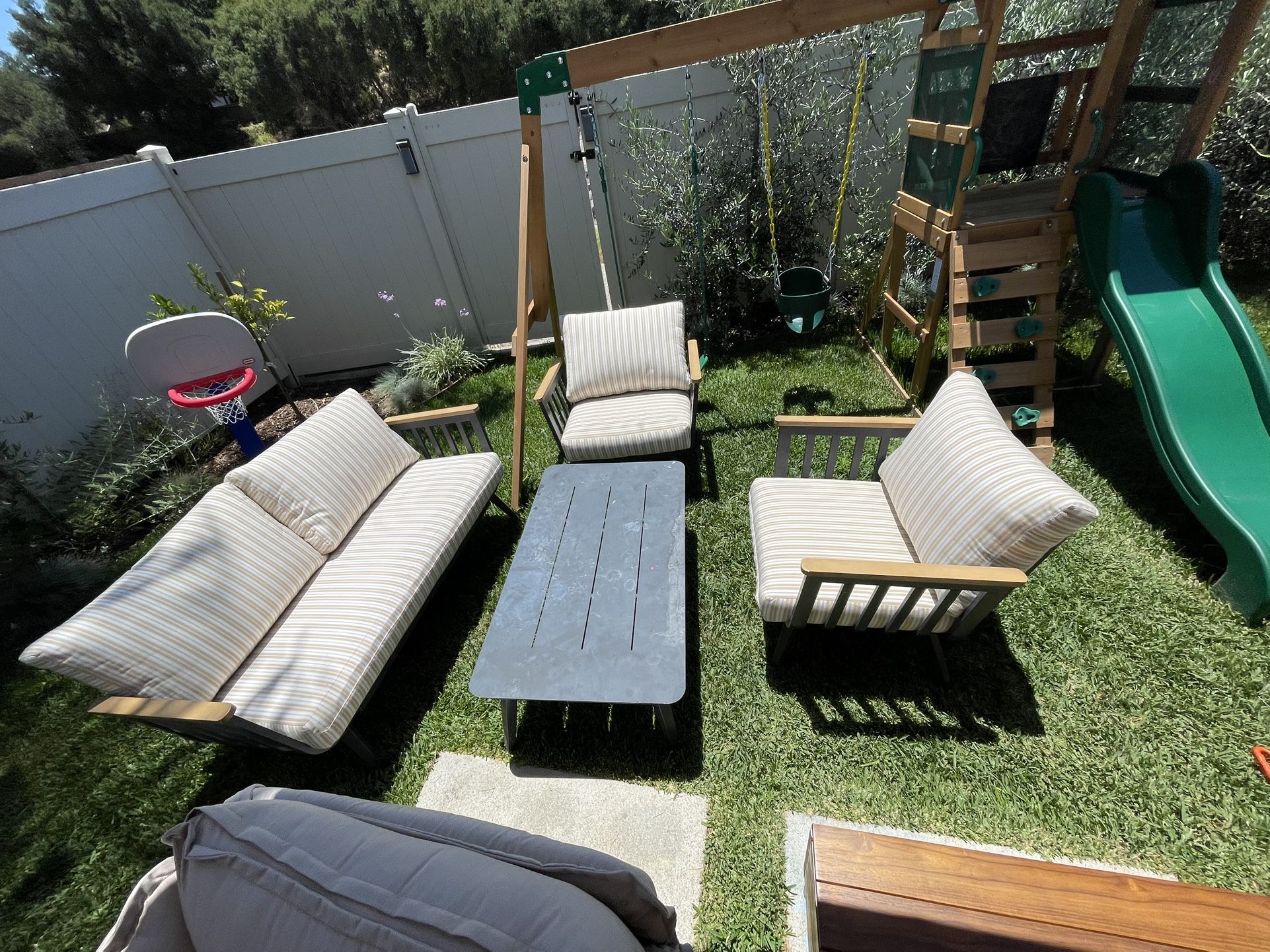 Outdoors furniture set