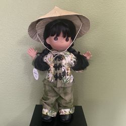 Doll Precious moments.
