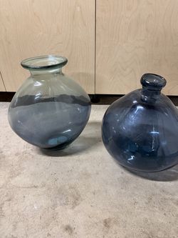 Blue vase’s