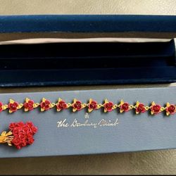 Vintage Danbury Mint Red Roses 7.5" Bracelet and Brooch Set In Box In excellent condition