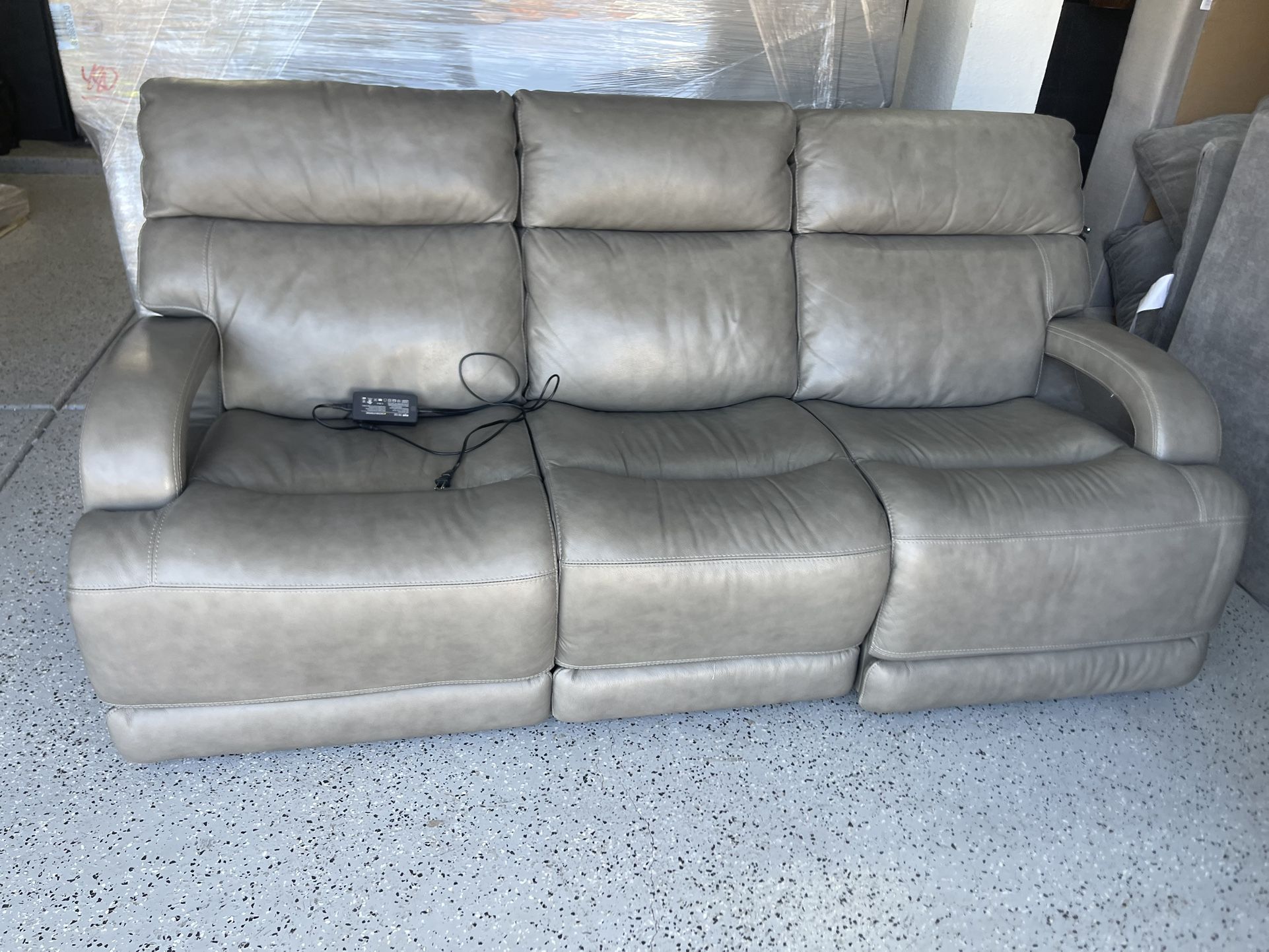 Leather Recliner Sofa Set