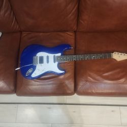 Electric Guitar With Fender Locking Tuners