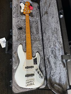 Fender Jazz Bass Ultra II V