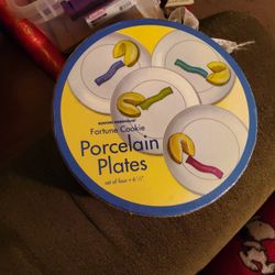 Porcelain Furtune Cookie Plates (Set Of 4)