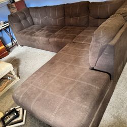 2 Piece Sectional