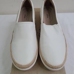 Clarks Women Marie Sail Slip-on Flat Loafer White Blanc size 8.5