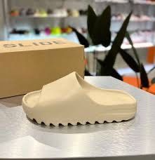 Yeezy Slides Bone