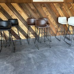 30 Inch High Stools