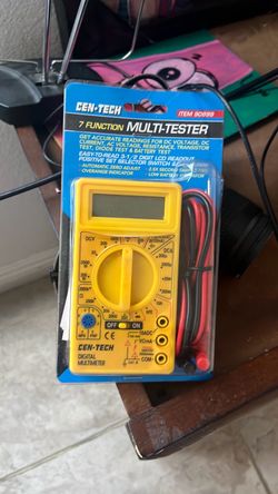 Cen-Tech 7 Function Digital Multimeter