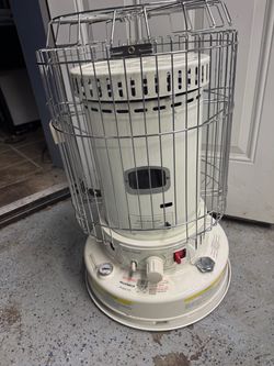 Dura Heat Kerosene Heater Like New. Must Pick Up