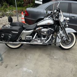2003 Harley Road King