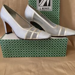 J. Renee   (Vintage) Woman’s Gray Pump *SALE*