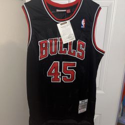 Michael Jordan black Chicago Bulls jersey size 2xl