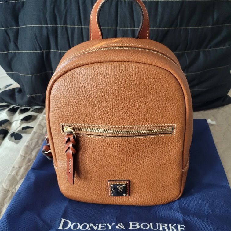 bella hadid palm spring mini backpack Louis Vuitton 2020 Monogram Springs Apple Watch Size:BACKORDER Apple Watch SE | 44mm transforming a utilitarian staple elleven Numinous 15” Computer NEW S26