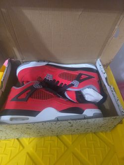 Jordan 4 toro bravo