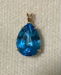 Vintage 14KP (Plumb Gold) Large Pear-Shaped Blue Topaz Pendant