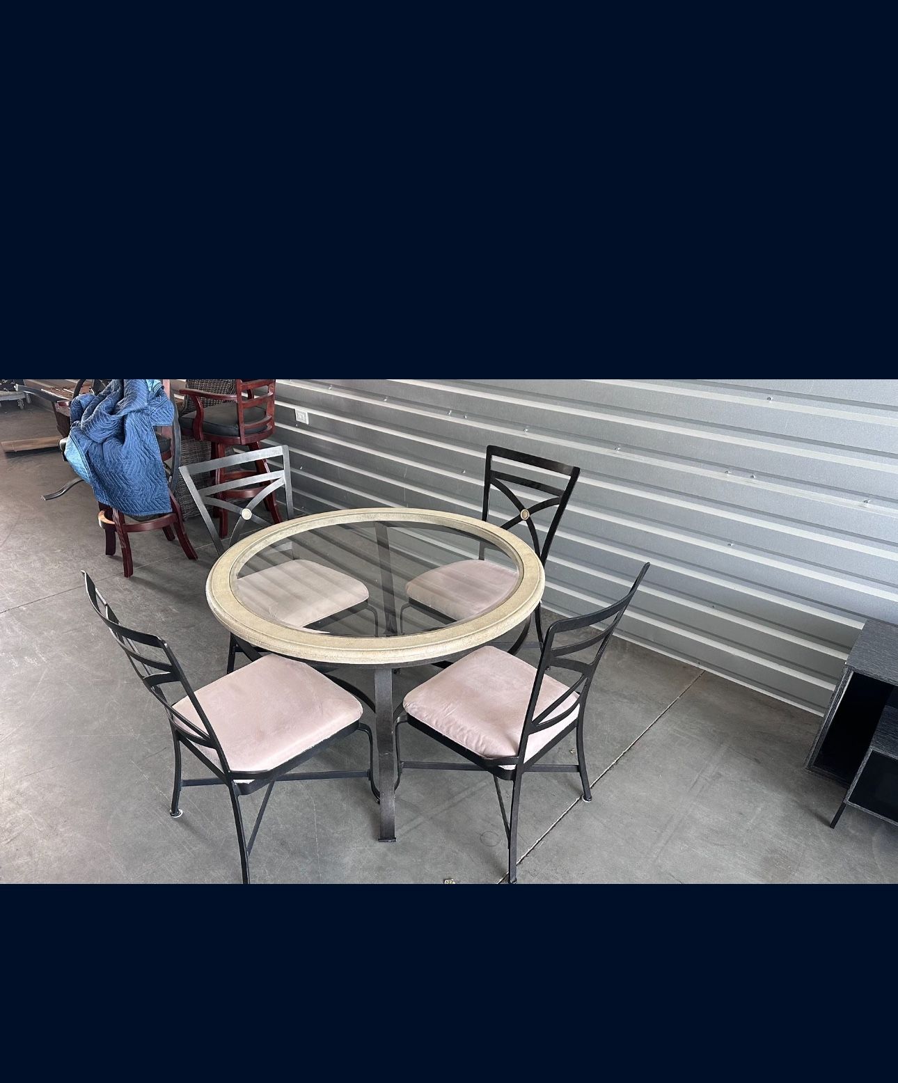 5 Piece kitchen Table And Chairs