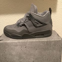 Jordan 4’s “wet Cement” Size 9 Men’s 