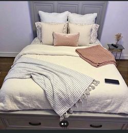 Bed frame