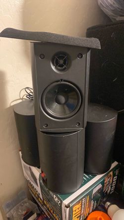 5 Jamo surround sound speakers