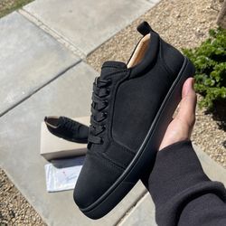 Red bottoms designer shoes