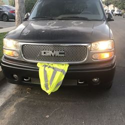 2004 GMC Yukon Denali