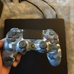 PS4 slim 