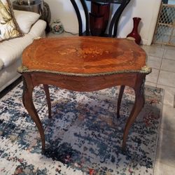 Antique 19th Century Mahogany Inlaid Centre Table 