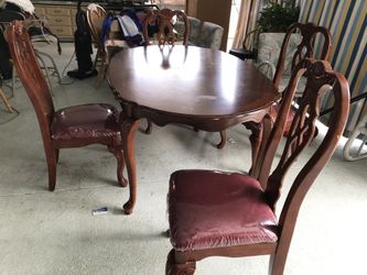 Dinning Table