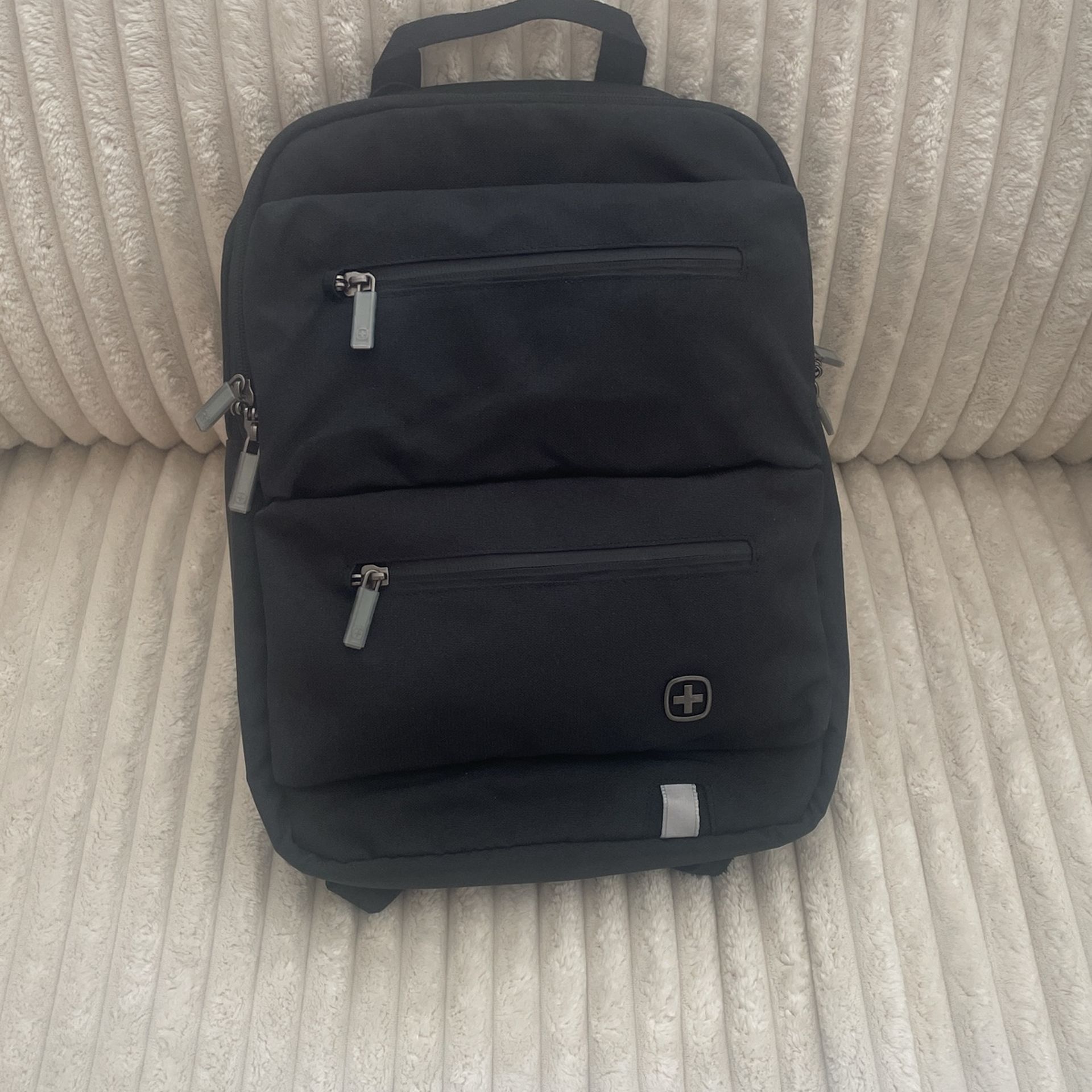 Wenger City Friend Authentic 15.6 inches Laptop Backpack, Black & Stylish