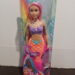 Mattel Dreamtopia Mermaid Barbie Doll New In Box 