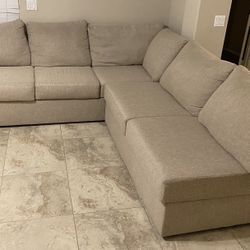 Beige/Tan Sectional Couch WASHABLE