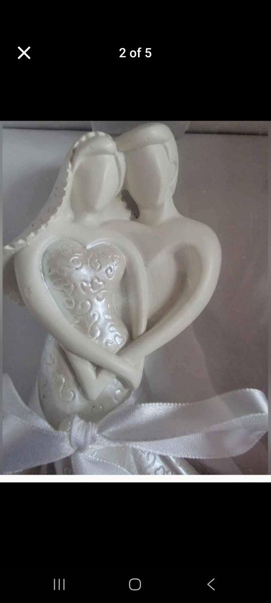 Bride and Groom cake topper 