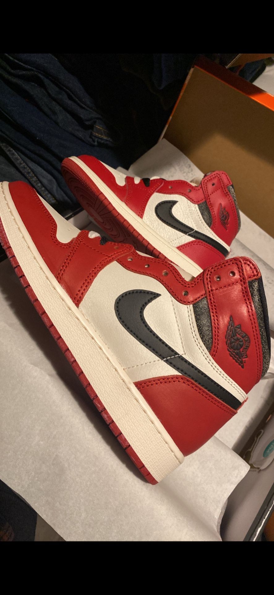 Air Jordan 1 Retro High OG “Chicago Lost & Found”