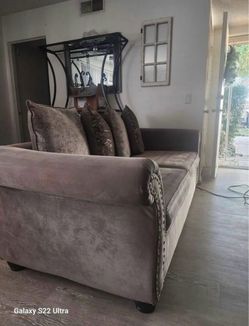 Sofa set