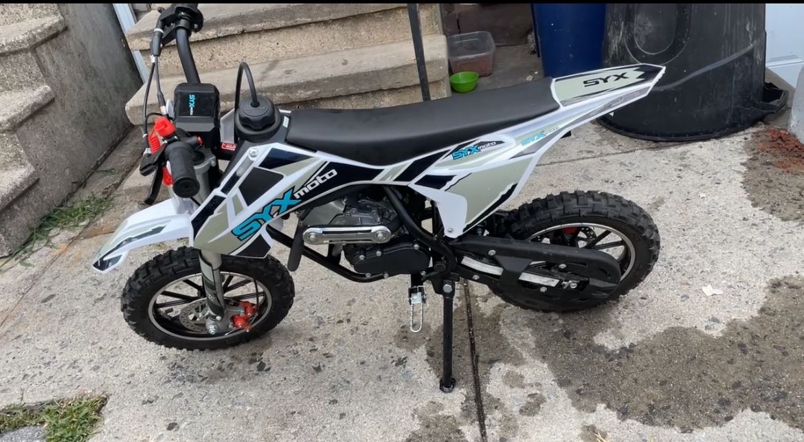 Mini Dirt Bike