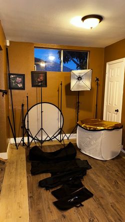 Photography Studio Lighting Kit with Light Box $30 each