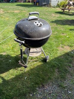 22 Inch Black Weber Charcoal Grill