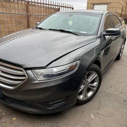 2018 Ford Taurus