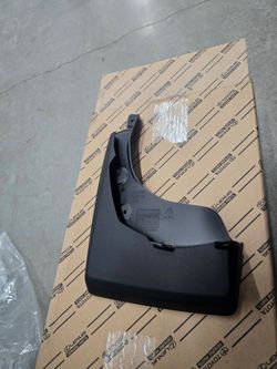 Toyota rav4 mud guard
