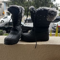 snow boots