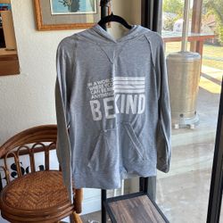 BE KIND SWEATSHIRT LARGE