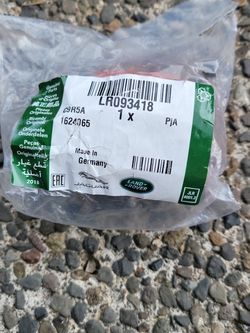 2020 Range Rover Sport Rubber Exhaust  Insulator  