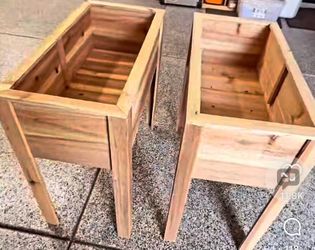 Wood  garden bed 48 in✖️24 in ✖️30 in
